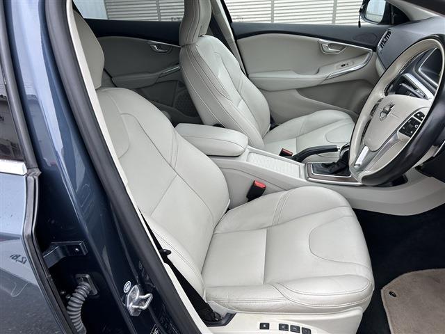 ボルボ Ｖ４０ Ｄ４ インスクリプション ディーゼルターボ H29年 (東北) 99