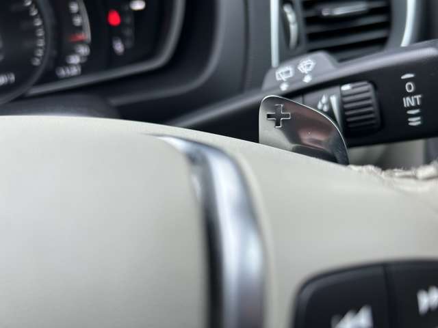 ボルボ Ｖ４０ Ｄ４ インスクリプション ディーゼルターボ H29年 (東北) 99