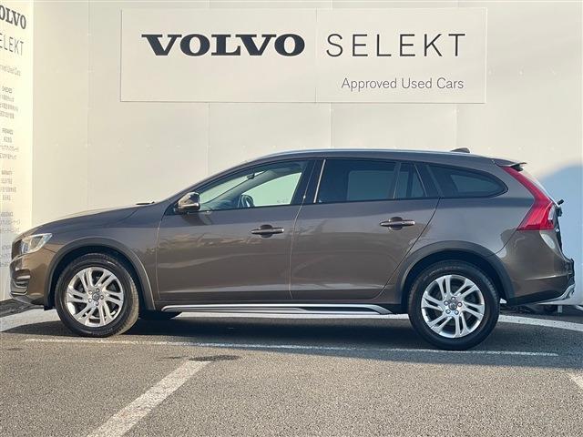 ボルボ Ｖ６０クロスカントリー Ｄ４ ＳＥ ディーゼルターボ H28年 (東北) 99