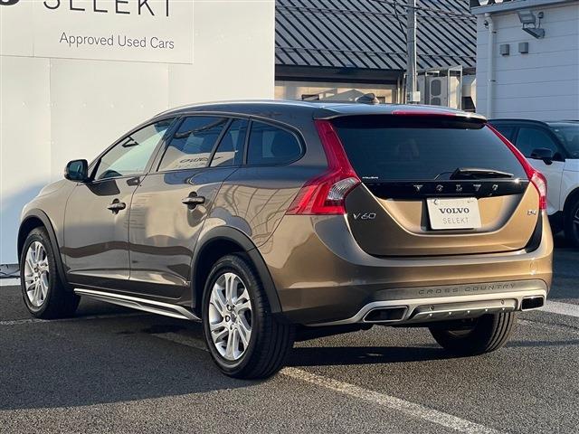 ボルボ Ｖ６０クロスカントリー Ｄ４ ＳＥ ディーゼルターボ H28年 (東北) 99