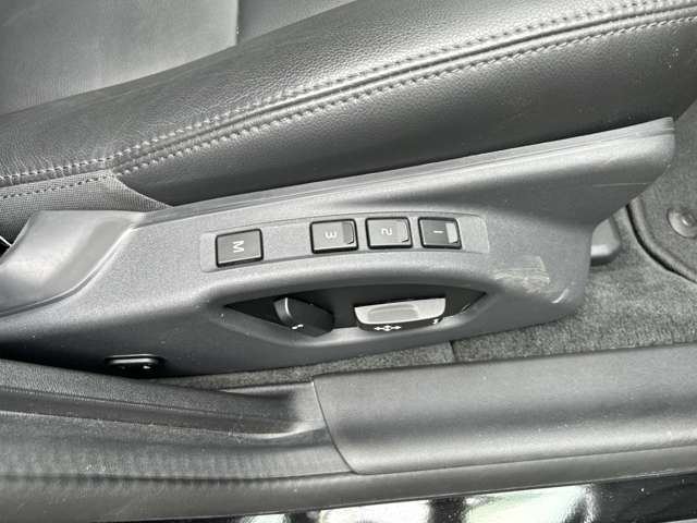 ボルボ Ｓ６０ Ｄ４ ＳＥ ディーゼルターボ H27年 (東北) 99