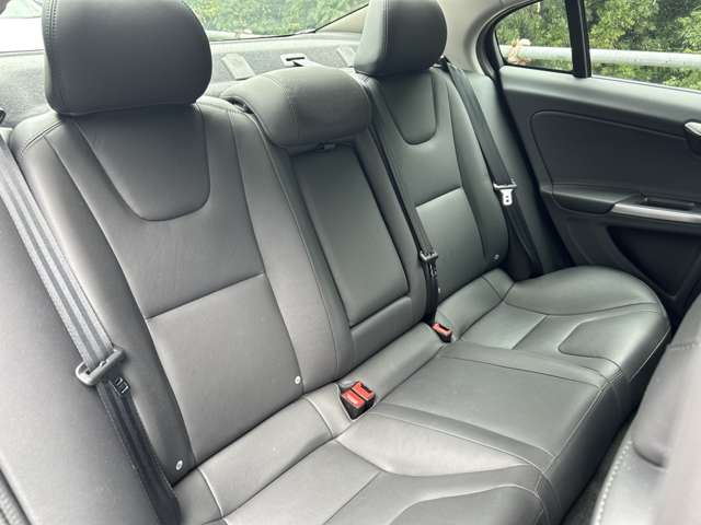 ボルボ Ｓ６０ Ｄ４ ＳＥ ディーゼルターボ H27年 (東北) 99