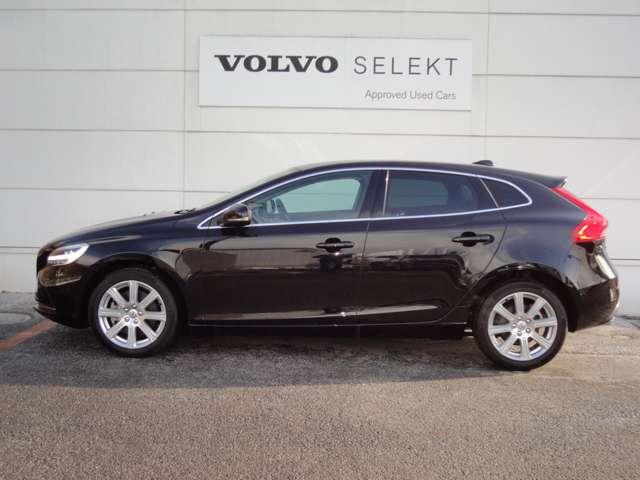 ボルボ Ｖ４０ Ｔ３　インスクリプション H28年 (東北) 99