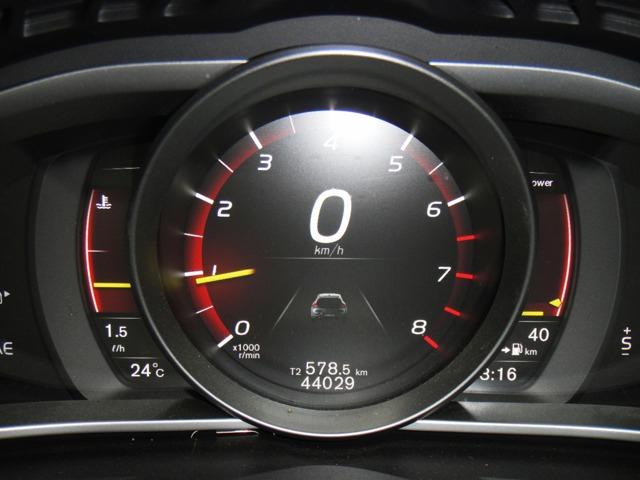 ボルボ Ｖ４０ Ｔ３　インスクリプション H28年 (東北) 99