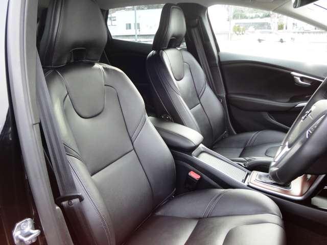 ボルボ Ｖ４０ Ｔ３　インスクリプション H28年 (東北) 99