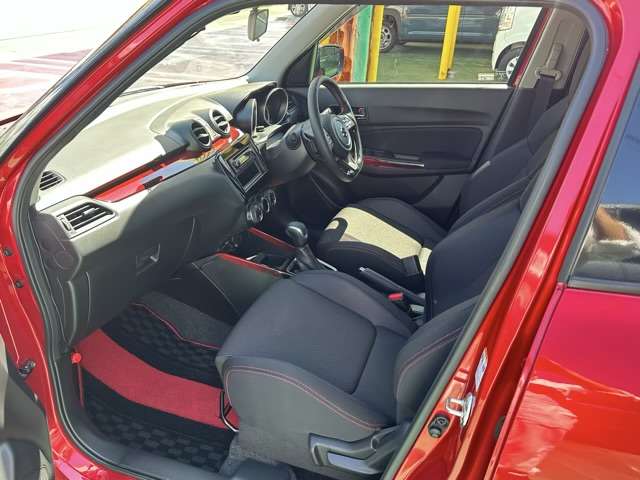 スズキ スイフト スポーツ １．４ R4年 (東海) 99