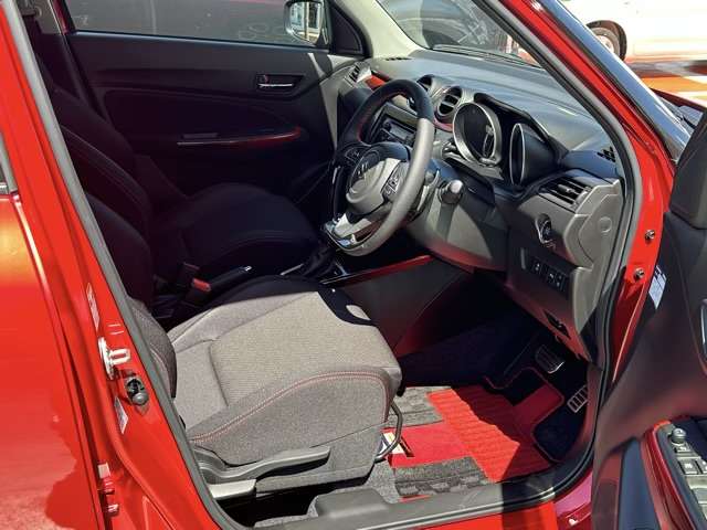 スズキ スイフト スポーツ １．４ R4年 (東海) 99