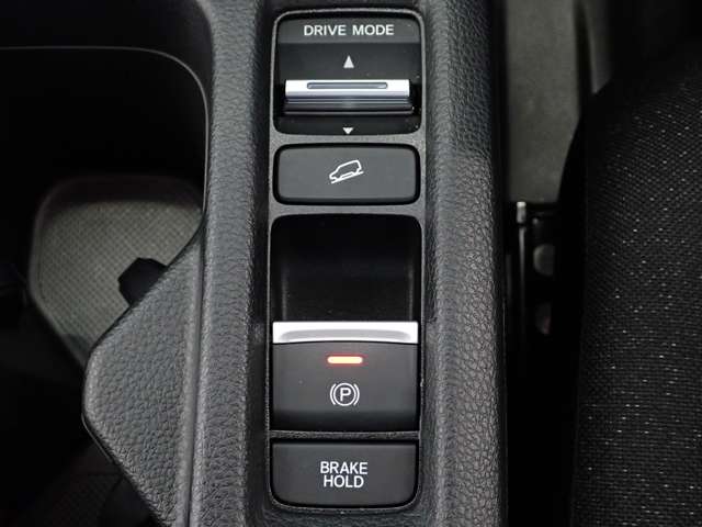 ホンダ ヴェゼル １．５ Ｅ：ＨＥＶ Ｘ R4年 (関東) 99