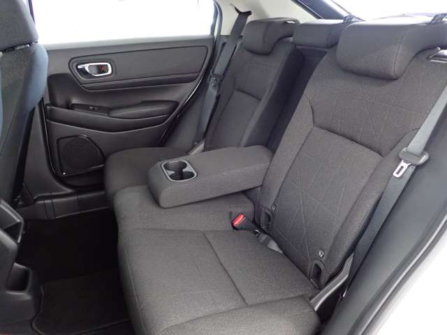 ホンダ ヴェゼル １．５ Ｅ：ＨＥＶ Ｘ R4年 (関東) 99