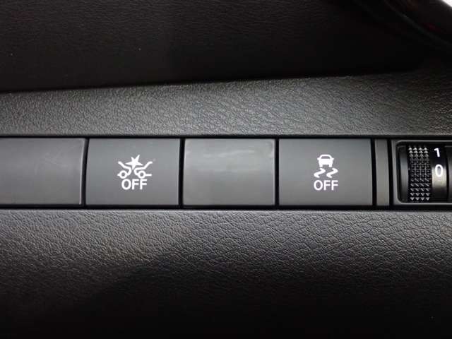 日産 キックス １．２ Ｘ ＦＯＵＲ （Ｅ－ＰＯＷＥＲ） ４ＷＤ R5年 (関東) 99