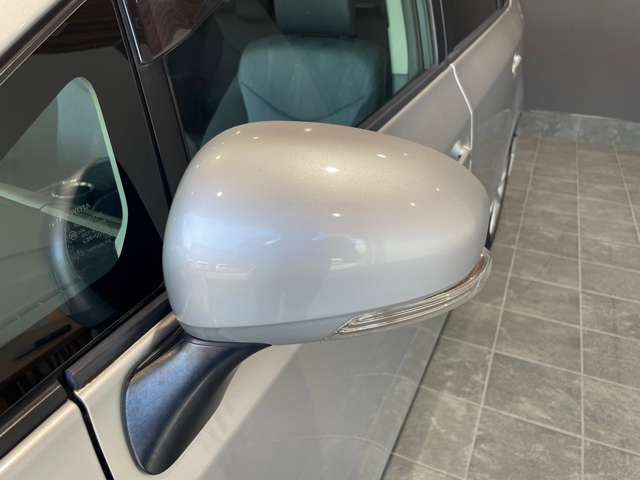 トヨタ プリウスΑ １．８ Ｇ ツーリングセレクション H23年 (近畿) 99