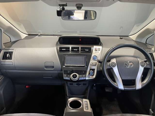 トヨタ プリウスΑ １．８ Ｇ ツーリングセレクション H23年 (近畿) 99