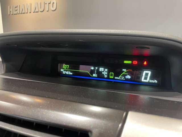 トヨタ プリウスΑ １．８ Ｇ ツーリングセレクション H23年 (近畿) 99