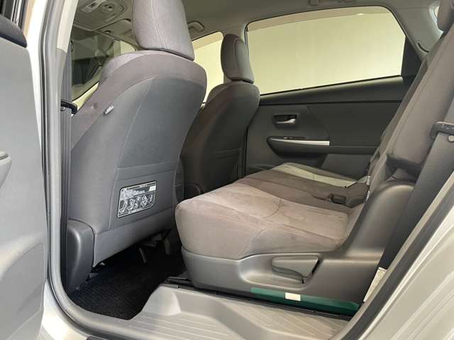 トヨタ プリウスΑ １．８ Ｇ ツーリングセレクション H23年 (近畿) 99