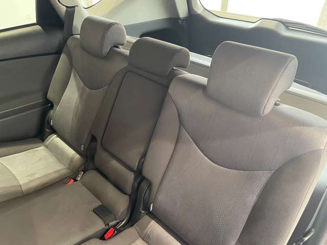 トヨタ プリウスΑ １．８ Ｇ ツーリングセレクション H23年 (近畿) 99