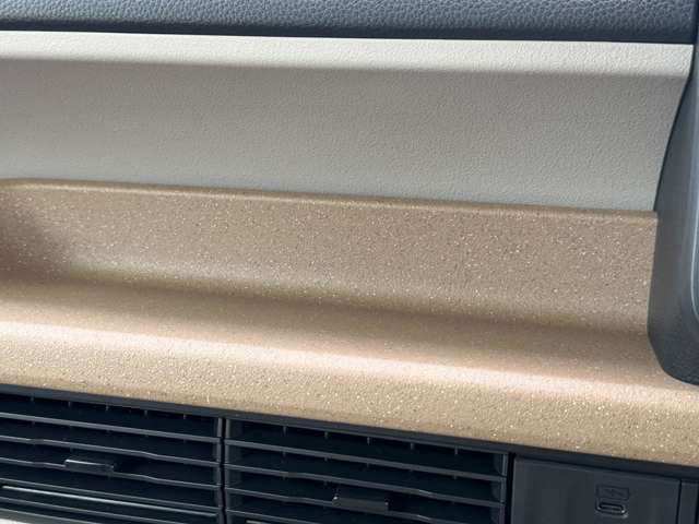 ホンダ Ｎ　ＢＯＸ ６６０ ファッションスタイル R6年 (中国) 99