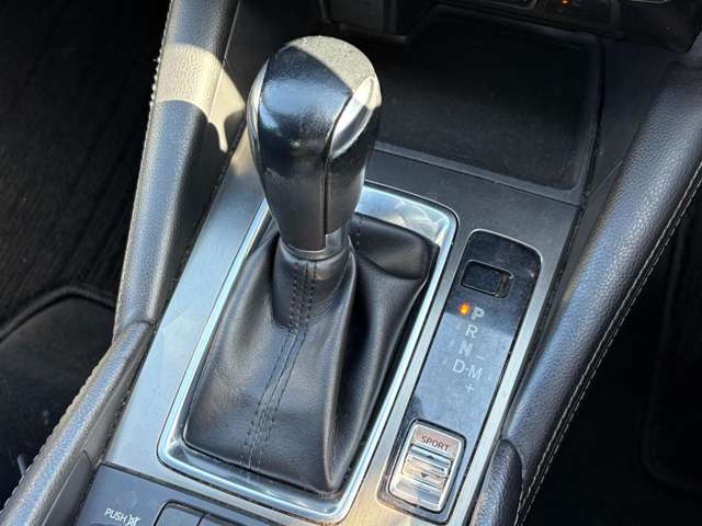 マツダ アテンザ　セダン ２．５ ２５Ｓ Ｌパッケージ H29年 (中国) 99