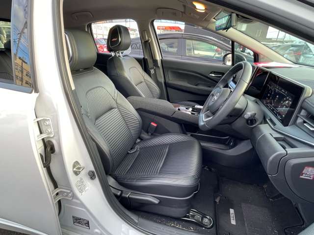 日産 ノートオーラ １．２ Ｇ ＦＯＵＲ レザーエディション ４ＷＤ R3年 (東北) 99