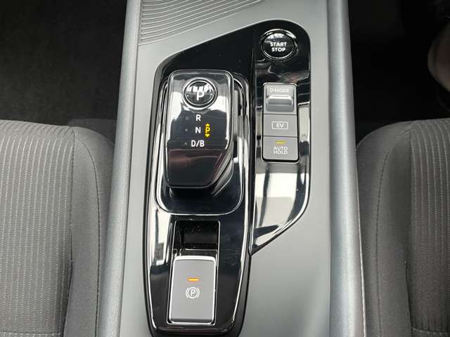 日産 ノート １．２ Ｘ ＦＯＵＲ ４ＷＤ R3年 (東北) 99