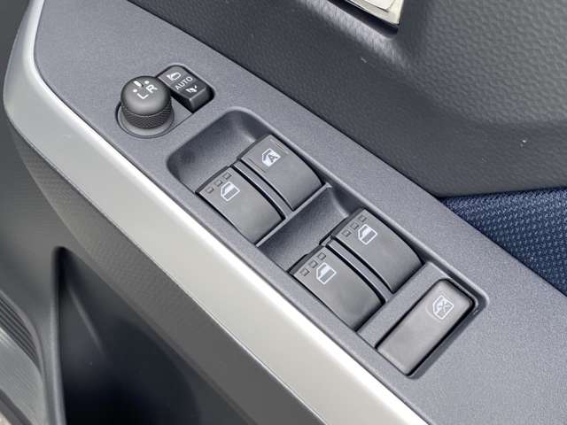 トヨタ ルーミー １．０ カスタム Ｇ R6年 (九州・沖縄) 99