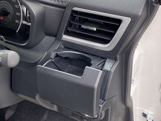 トヨタ ルーミー １．０ カスタム Ｇ R6年 (九州・沖縄) 99