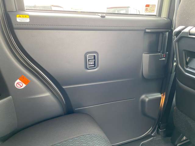 トヨタ ルーミー １．０ カスタム Ｇ R6年 (九州・沖縄) 99