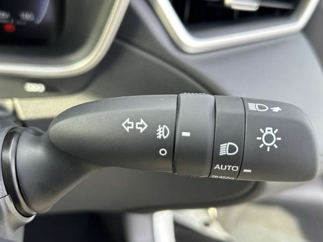 トヨタ カローラクロス　ハイブリッド １．８ ハイブリッド Ｚ R6年 (九州・沖縄) 99