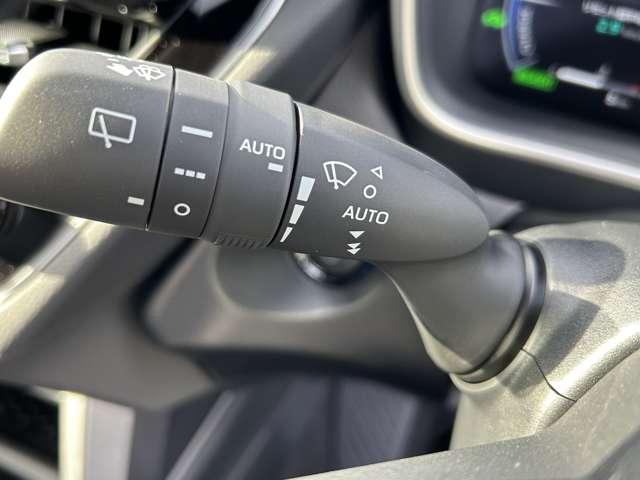 トヨタ カローラクロス　ハイブリッド １．８ ハイブリッド Ｚ R6年 (九州・沖縄) 99