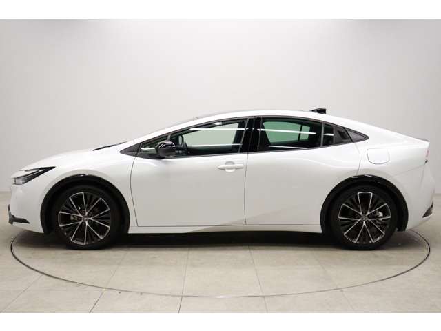 トヨタ プリウス ２．０ Ｚ R5年 (東海) 99