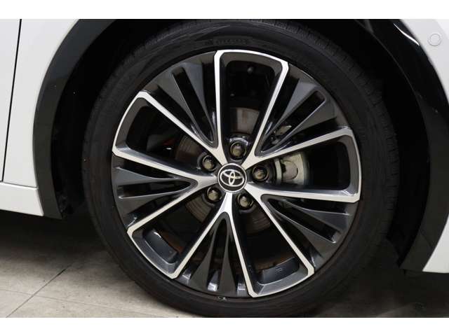 トヨタ プリウス ２．０ Ｚ R5年 (東海) 99