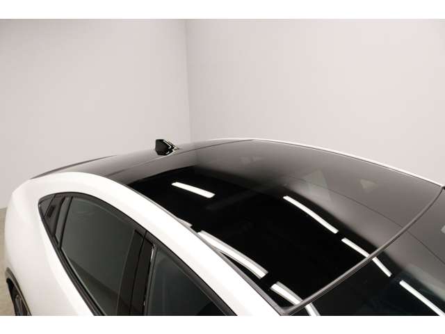 トヨタ プリウス ２．０ Ｚ R5年 (東海) 99