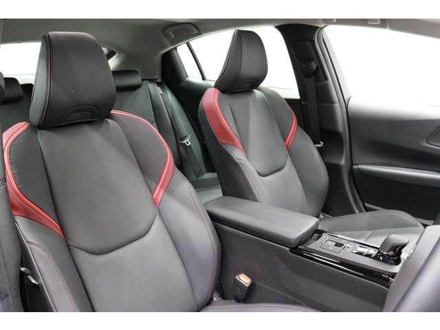 トヨタ プリウス ２．０ Ｚ R5年 (東海) 99