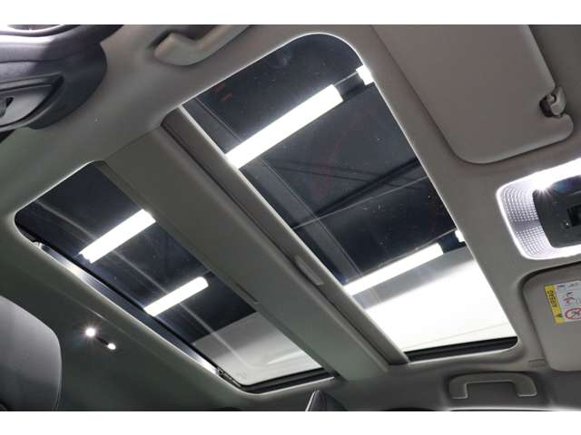 トヨタ プリウス ２．０ Ｚ R5年 (東海) 99