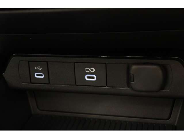 トヨタ プリウス ２．０ Ｚ R5年 (東海) 99