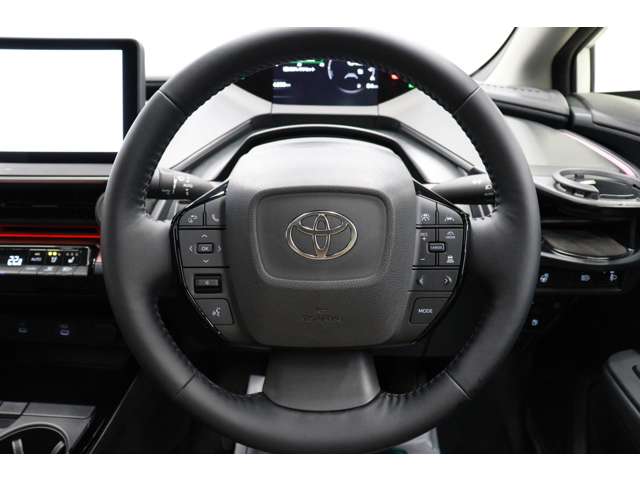 トヨタ プリウス ２．０ Ｚ R5年 (東海) 99