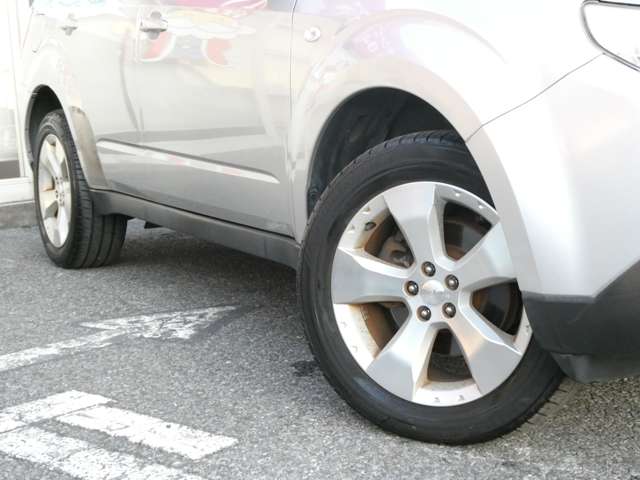 スバル フォレスター ２．０ ＸＴ ブラックレザーセレクション ４ＷＤ H21年 (関東) 99