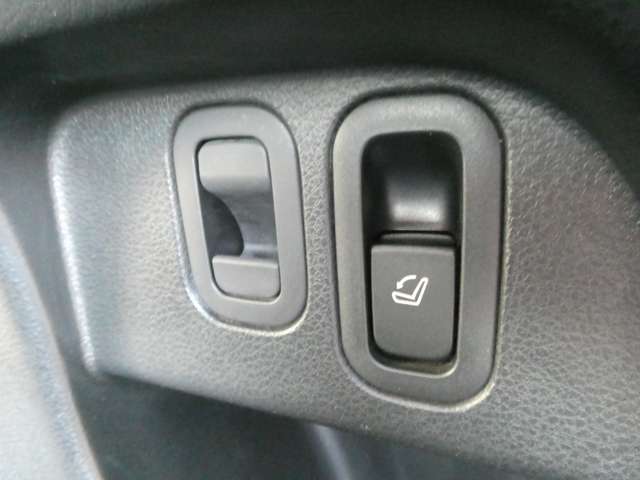 スバル フォレスター ２．０ ＸＴ ブラックレザーセレクション ４ＷＤ H21年 (関東) 99