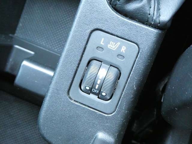 スバル フォレスター ２．０ ＸＴ ブラックレザーセレクション ４ＷＤ H21年 (関東) 99