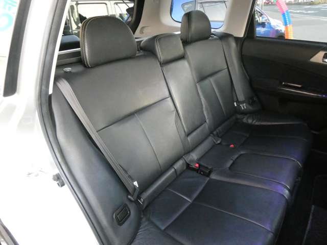 スバル フォレスター ２．０ ＸＴ ブラックレザーセレクション ４ＷＤ H21年 (関東) 99