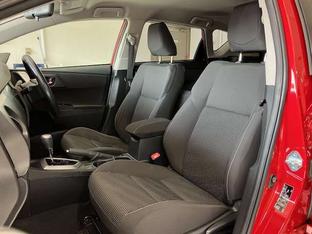 トヨタ オーリス １．５ １５０Ｘ Ｓパッケージ ４ＷＤ H27年 (北海道) 99