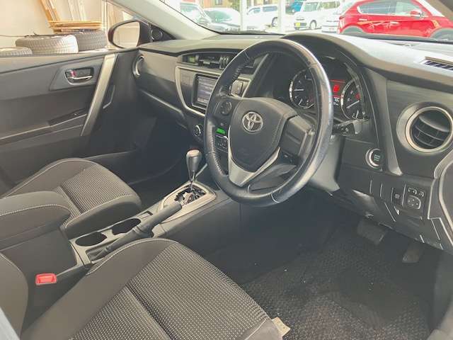 トヨタ オーリス １．５ １５０Ｘ Ｓパッケージ ４ＷＤ H27年 (北海道) 99