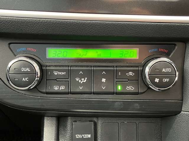 トヨタ オーリス １．５ １５０Ｘ Ｓパッケージ ４ＷＤ H27年 (北海道) 99