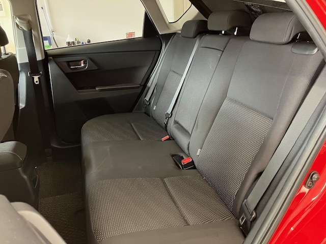 トヨタ オーリス １．５ １５０Ｘ Ｓパッケージ ４ＷＤ H27年 (北海道) 99