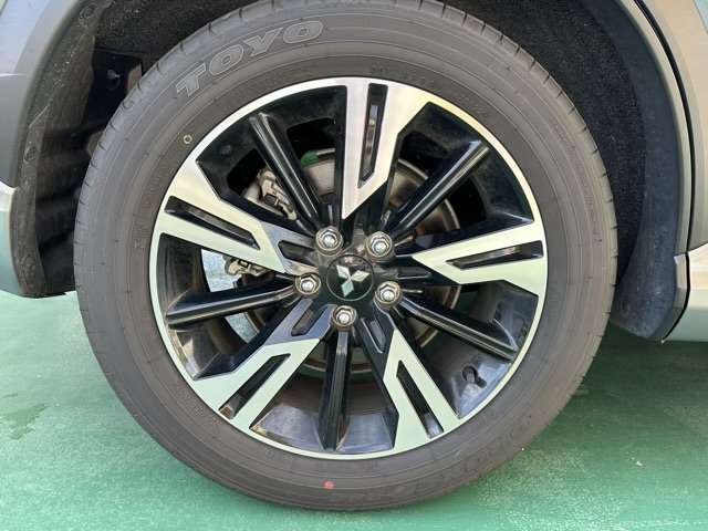 三菱 エクリプス　クロス １．５ Ｐ ４ＷＤ R5年 (東海) 99