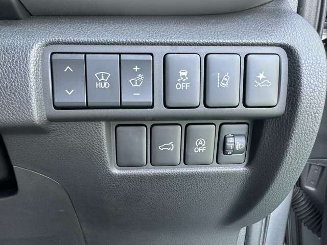 三菱 エクリプス　クロス １．５ Ｐ ４ＷＤ R5年 (東海) 99