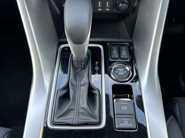 三菱 エクリプス　クロス １．５ Ｐ ４ＷＤ R5年 (東海) 99