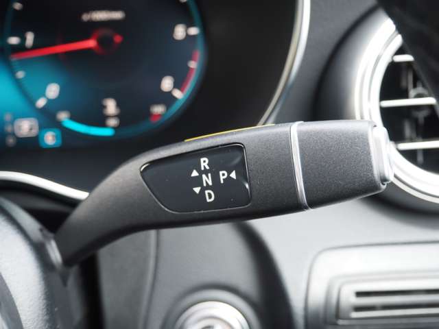 メルセデスベンツ ＧＬＣクーペ ２２０ Ｄ ４マチック スポーツライン エディション ４ＷＤ R3年 (近畿) 99