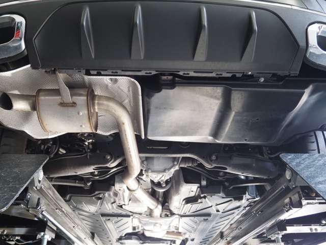 メルセデスベンツ ＧＬＣクーペ ２２０ Ｄ ４マチック スポーツライン エディション ４ＷＤ R3年 (近畿) 99