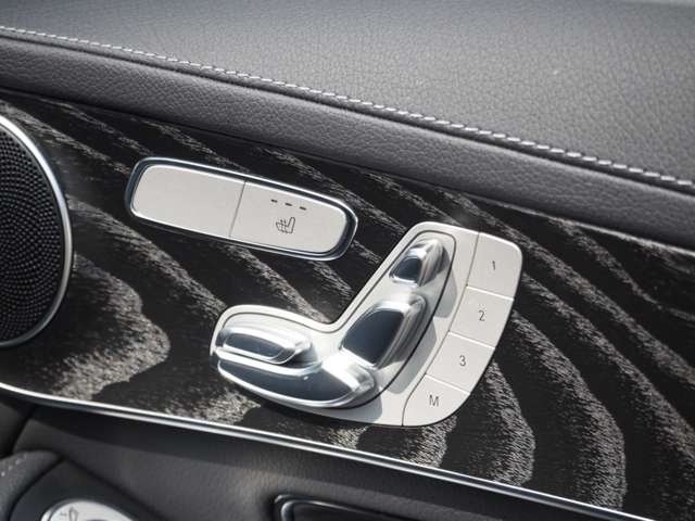 メルセデスベンツ ＧＬＣクーペ ２２０ Ｄ ４マチック スポーツライン エディション ４ＷＤ R3年 (近畿) 99