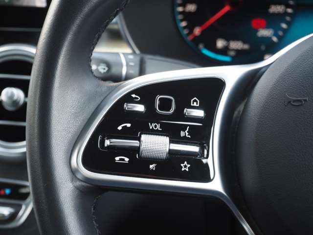 メルセデスベンツ ＧＬＣクーペ ２２０ Ｄ ４マチック スポーツライン エディション ４ＷＤ R3年 (近畿) 99